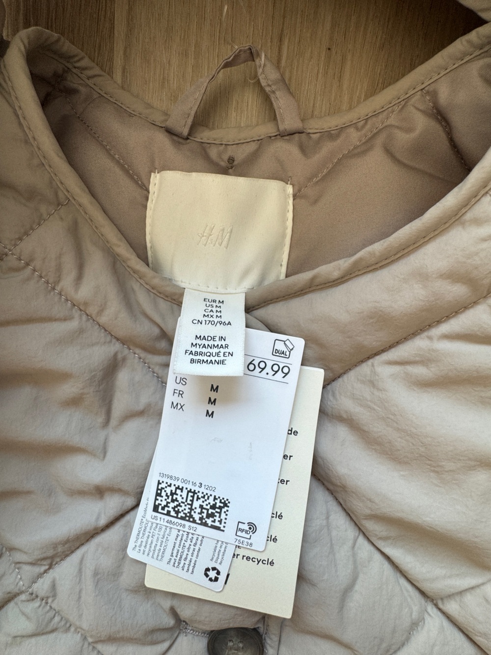 H&M Women's Beige THERMOLITE Quilted removable scarf jacket sz M - NWT - Picture 6 of 14